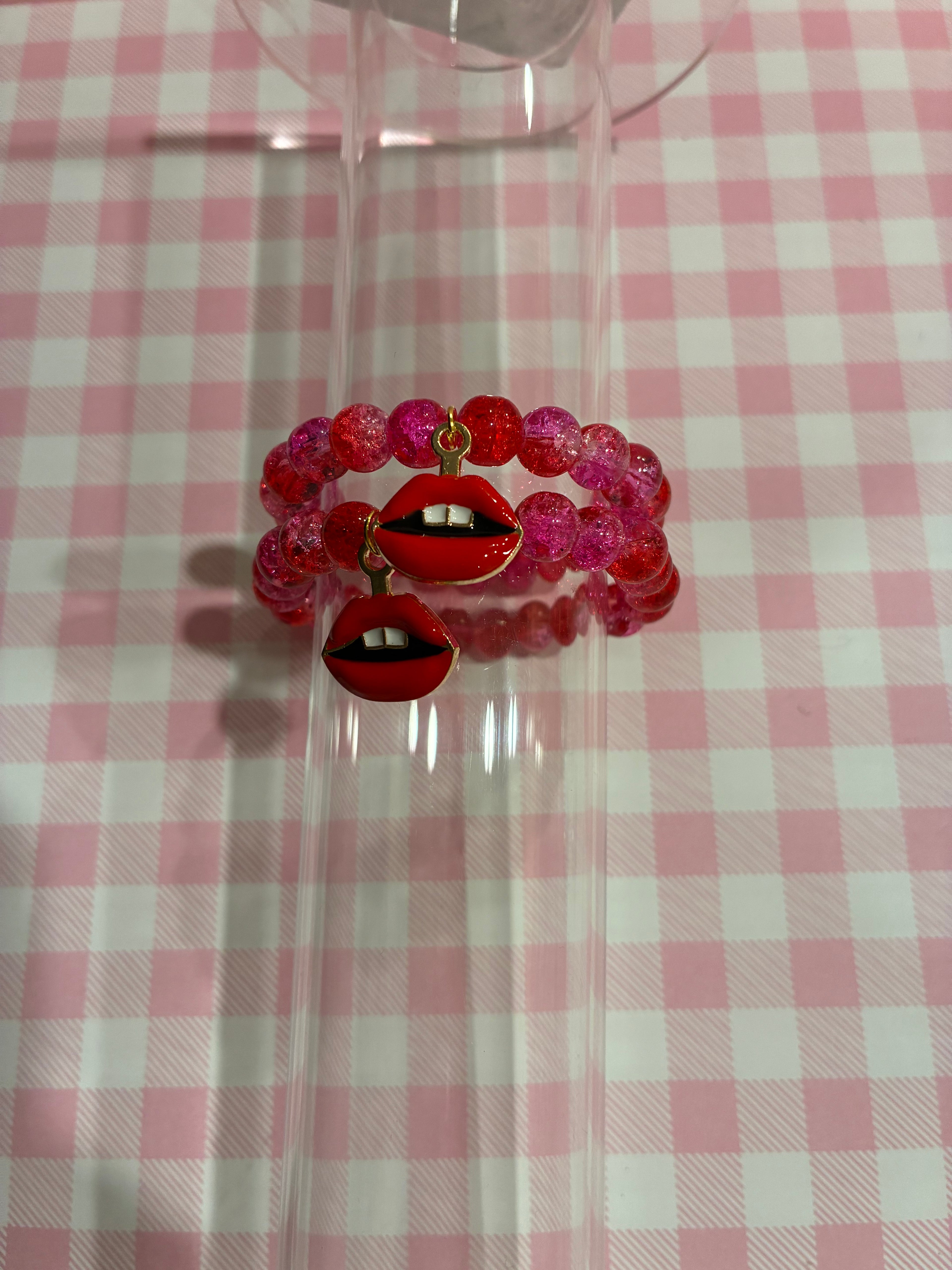 Valentine’s Kiss Beaded Bracelet