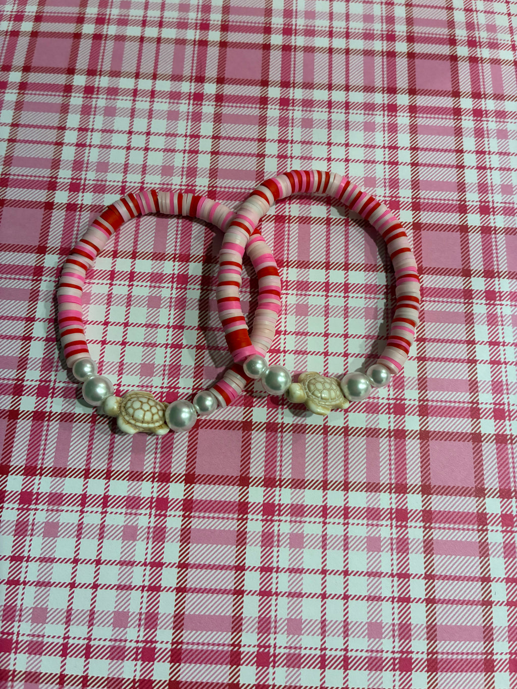 Valentine's Sea Turtle Pearl Clay Bead Bracelet